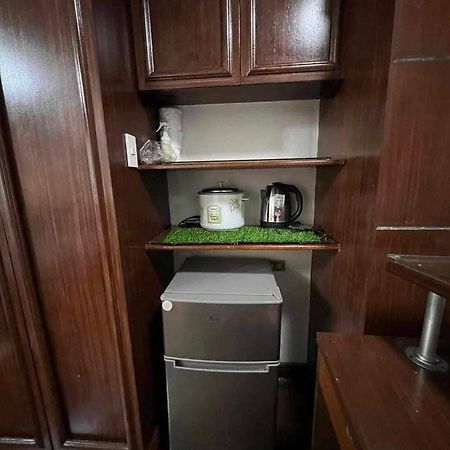 Millennium Plaza Hotel Makati City Екстериор снимка
